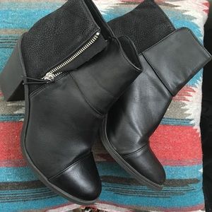Divided Shoes - Divided black ankle boots Divided Shoes - Divided black ankle boots